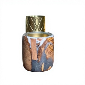 Sofisticado Quemador de Incienso Madkhan de Madera Tallada, Resina de Oud, Aroma Religioso, Sándalo 100% Natural, Bienestar en el Hogar, Ramadán - Product Image 1