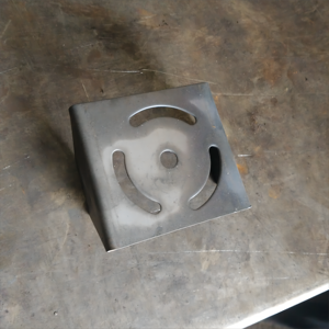 गैल्वनाइज्ड 10एम 12एम 15एम स्ट्रीट कैंटिलीवर पॉलीगोनल कॉनिकल गैन्ट्री सीसीटीवी पोल ट्रैफिक सुरक्षा कैमरा पोल - Product Image 6