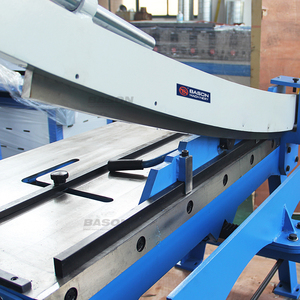 <span class=keywords><strong>Cisaille</strong></span> <span class=keywords><strong>à</strong></span> guillotine manuelle de 1250 mm pour la découpe de tôles de conduits HVAC - Product Image 3