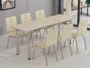 Ensemble table et chaises de cafétéria simple avec structure en acier inoxydable et finition en bois naturel, mobilier de salle à manger durable pour restaurant - Product Image 6