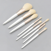 Nouvel ensemble de pinceaux de maquillage professionnel en fibre synthétique à manche en bois blanc, 8 pièces, pour le maquillage du visage et des yeux