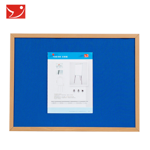 Tableau d'affichage magnétique en feutre de haute qualité pour enfants, 30x45cm, cadre en bois, 5 épingles, tableau effaçable à sec - Product Image 1