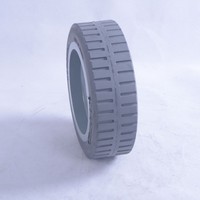 Pneu plein moulé sur caoutchouc 250*80 pour plateforme élévatrice à ciseaux JLG Genie pour les États-Unis
