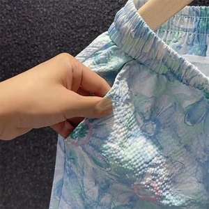 Short tendance d'été taille haute pour hommes, pantalon de plage décontracté, design floral, industriel et lourd - Product Image 4