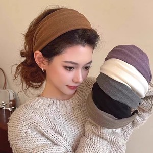 Diadema retro de otoño-invierno de ala ancha hecha <span class=keywords><strong>a</strong></span> mano negra para mujer, nueva colección 2025, para lavado facial, pinza para el pelo, diadema de moda de alta gama estilo occidental - Product Image 3