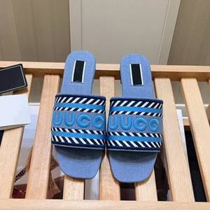 202Designer Women <b>Sandals</b> Luxury Fashionable <b>Flat</b> Beach Slippers Hot Sale Open Toe Light Weight PU Upper Rubber Midsole - Product Image 4