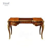 Bureau de direction de luxe EKAR Marquis |   Table d'écriture de style anglais sculptée à la main |   Mobilier de bureau haut de gamme