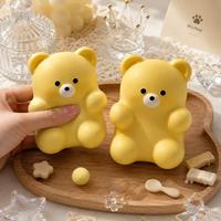 Jouet Squishy Ours Jaune Ultra Doux en Mousse PU à Rebond Lent, Jouet Anti-Stress Manuel en Forme d'Animal pour Soulager le Stress Quotidien