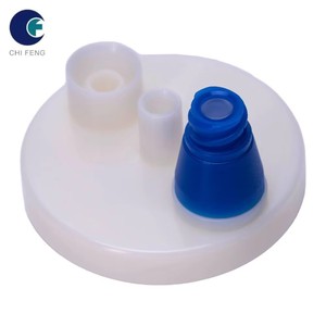 Tapa de bureta de uso repetido con válvula sin aguja para bolsa IV - Product Image 1