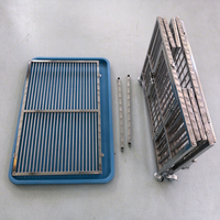Cage pour chien en acier inoxydable, pliable, avec plateau amovible 360 °   Cage pour animaux à double porte avec roulettes pivotantes pour usage vétérinaire