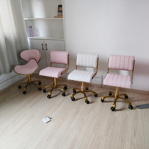 Tabouret de pédicure pour salon de beauté, moderne, luxueux, en cuivre et verre rose, avec bain à remous - Product Image 6