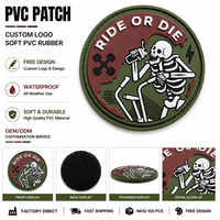 Patch PVC Crâne Personnalisé 3D en Relief, Badge en Caoutchouc Souple Esprit de la Liberté avec Crochet et Boucle pour Vestes, Sacs et Vêtements