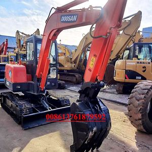 Mini pelleteuse sur chenilles Doosan DH55 d'occasion 0.2m3 Bucket 6ton Moteur certifié d'occasion en vente en Chine - Product Image 6