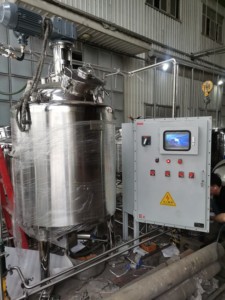 Tanque de Mezcla con Agitación y Calentamiento Eléctrico Sanitario Semiautomático, Caldera de Reacción con Camisa de Acero Inoxidable, Alta Productividad para Jabón - Product Image 3