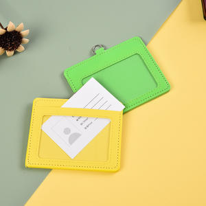 Porte-badge professionnel en cuir PU 8,3*10,4 cm avec double fente pour <span class=keywords><strong>cartes</strong></span> – Prix usine - Product Image 2