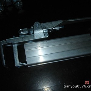 F Clamp Aluminum Tube 511025-10 Adjustable Metric Carbon Steel Clamping Tool For Connect Applications - Product Image 2