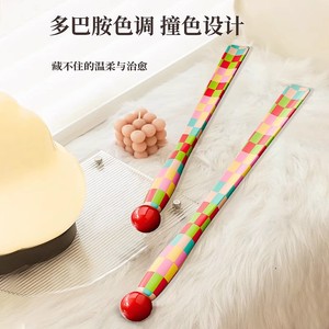 ที่ช่วยสวมรองเท้าแบบด้ามยาว ทำจากพลาสติก สำหรับใช้ในบ้าน มีลวดลายสีสันสดใส ใช้งานง่าย เหมาะสำหรับผู้สูงอายุและสตรีมีครรภ์ - Product Image 2