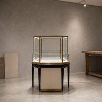 Vitrine de présentation de bijoux en verre hexagonal sur mesure pour les magasins de détail, les salles d'exposition et les projets d'exposition