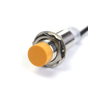 Sensores de interruptor de proximidad capacitivos de metal de 3 hilos DC normalmente cerrados con círculo profesional de 2/<span class=keywords><strong>AX</strong></span>/<span class=keywords><strong>AY</strong></span> - Product Image 1