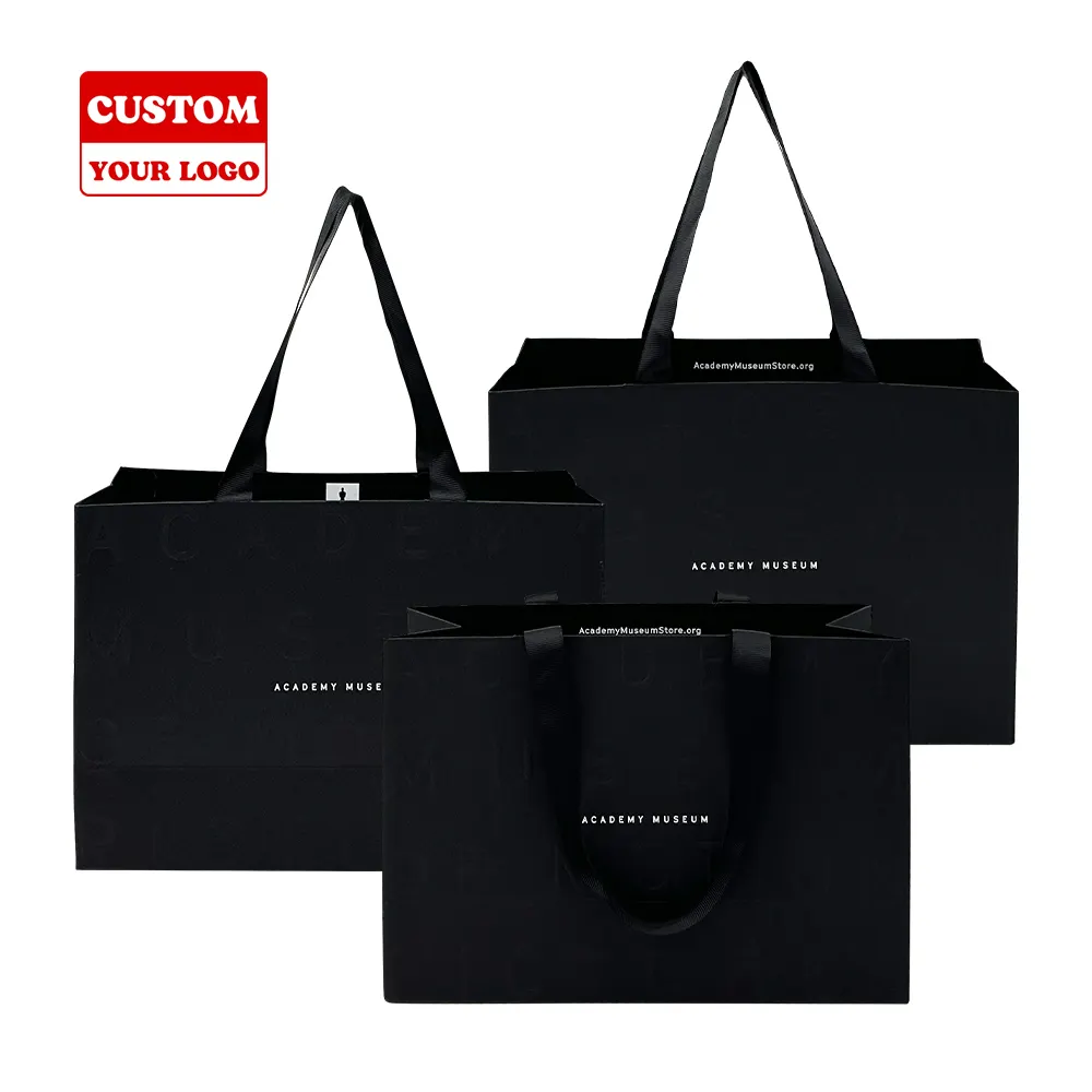 Schwarze Papiertüte Kleidung Einkauf Luxus individuelles eigenes Logo quadratische Karikatur Kleidung Verpackung Siebdruck Schuhe und Taschen