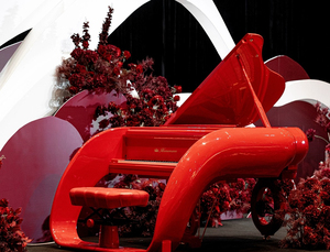 Pianoforte pegaso stile Grand Car polacco rosso - Product Image 3