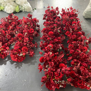 D-FR162 Hot sales <b>red</b> flower <b>runner</b> table rose flower <b>runner</b> aisle baby breath flower <b>runner</b> artificial silk for wedding decor - Product Image 1