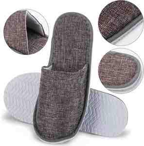 Chaussons d'hôtel de luxe jetables à bout fermé en lin gris avec semelle EVA recyclable et logo client pour usage en spa 5 étoiles - Product Image 3