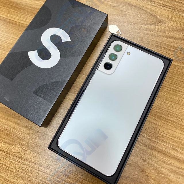 Wholesale for S22+ 5G Mobile Phone 8GB RAM 128GB Unlocked Global Version with 6.4" Real AMOLED Screen and 50MP Rear Camera