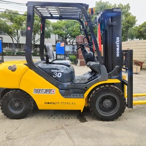 Prêt à être expédié, chariot élévateur diesel d'occasion Komatsu d'origine, 3 tonnes, modèle FD30, mât à 3 sections, hauteur de levage de 4,5 m, en provenance du Japon, à vendre - Product Image 4