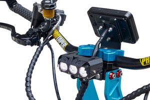 <span class=keywords><strong>Quad</strong></span> électrique tout-terrain intelligent <span class=keywords><strong>10000W</strong></span> IP67 étanche à quatre roues motrices, directement de l'usine, autonomie 100 km - Product Image 5