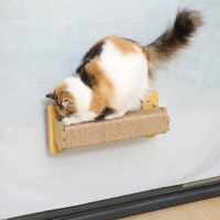 Vente en gros de jouets modernes montés pour chat de luxe montés sur un cadre d'escalade mural, patins à gratter montés sur un mur d'escalade pour chat