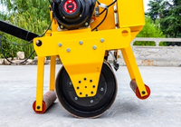 Compacteur à chaud pour compactage de gravier, asphalte et remblais de terre