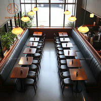 Ensemble de mobilier commercial moderne et écologique Ron Group, table carrée en bois massif, banquette en cuir pour restaurant