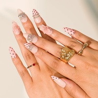 Ongles à presser Weet-Pink à pois, fleurs 3D françaises, faits main, en acrylique, forme amande, avec chaîne de strass argentés