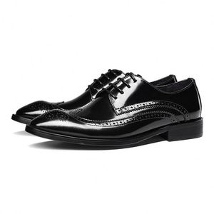 Nuevo Estilo, Zapatos de Hombre con Cordones, Punta Puntiaguda Tridimensional, Grabados con Orificios Redondos, Brillantes, Modernos, con Diseño de Puntos, para Otoño - Product Image 5