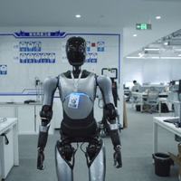 Robot Humanoide Inteligente de Alta Calidad 1320*450*200 mm 35 kg
