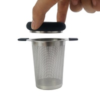 Infuseur à thé en acier inoxydable avec filtre en maille, passoire à thé à double poignée avec couvercle en silicone, filtre à thé en vrac pour théière et tasse