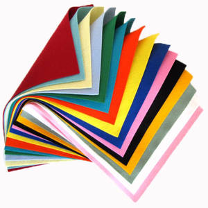 Feutre <span class=keywords><strong>de</strong></span> <span class=keywords><strong>laine</strong></span> pure 4 mm d'épaisseur 65*65 pouces 15 kg/feuille Technique non tissée respirante <span class=keywords><strong>pour</strong></span> l'artisanat, les manteaux et l'usage industriel - Product Image 1