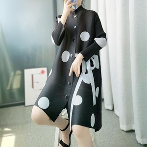 Vestido Camisero Casual Elegante <span class=keywords><strong>para</strong></span> Mujer con Estampado <span class=keywords><strong>de</strong></span> Lunares, Manga Larga, Cuello Alto, Cierre <span class=keywords><strong>de</strong></span> Botones, Largo hasta la Rodilla, Estilo Cardigan <span class=keywords><strong>para</strong></span> Primavera - Product Image 5