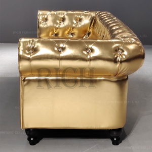 Or de luxe PU En Cuir Chesterfield Canapé 3 Places Capitonné Chesterfield Canapé Meubles D'hôtel De Barre D'or PU Canapé - Product Image 4