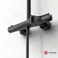 Ensemble de douche thermostatique moderne noir mat avec robinet de douche noir et système de douche pluie rond de 10 pouces