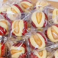 CHUNMOON Susu Rasa Buah Jujube Isi Kacang Mete, Camilan Sehat Semi-Lunak Manis 2.5kg untuk Pembeli