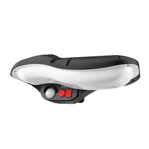 Lampe murale solaire d'extérieur à LED 12V avec diffuseur en polycarbonate et détecteur de mouvement pour l'éclairage du jardin, de la cour et du patio - Product Image 1