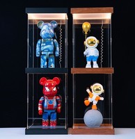 Vitrine d'exposition en acrylique LED empilable avec connexion en série, boîte de présentation éclairée avec interface DC et câble d'alimentation USB