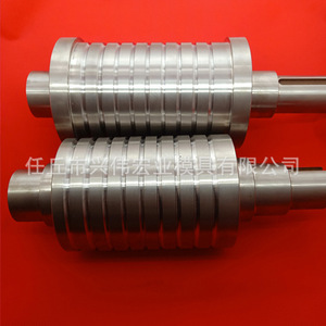 Rodillos de presión de carburo cementado de tungsteno-cobalto para laminadores, hechos a medida con conductores de calor y ranuras cuadradas y rectangulares - Product Image 3