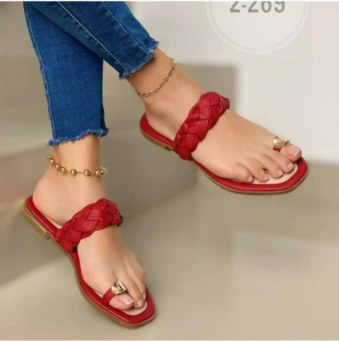 New style big size Pu Leather weave Thong flat sandals for women casual shoes for summer