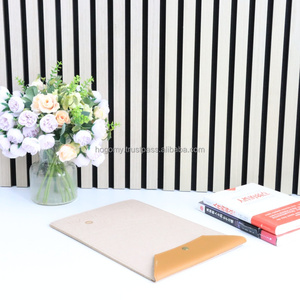 Vente en gros de pochettes pour ordinateur portable en feutre format A4, pochette pour documents, personnalisable, sac pour ordinateur portable à double bouton pour tablette et ordinateur portable - Product Image 2