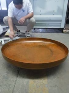 Vente Flash : Tête Hémisphérique de Grand Réservoir en Acier au Carbone Forgé de Marque SIDA, Finement Traité, Poli Argent Brillant, Soudable - Product Image 4