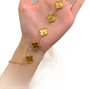 สินค้าไลฟ์สด: กำไลข้อมือรูปใบโคลเวอร์สี่แฉก CNC สำหรับผู้หญิง - ดีไซน์หรูหรา โดดเด่น ไม่ซ้ำใคร เครื่องประดับสุดประณีต ใช้งานได้หลากหลายและสง่างาม - Product Image 5