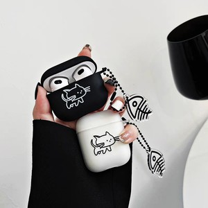 Pour AirPods 4 Creative Black White Cat Case avec dessin au trait poisson pendentif Design minimaliste housse de protection - Product Image 1